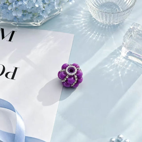 Heavy weight jelly-colored diamond-studded flower-shaped bead string. Suitable for stringing pens, mobile phone chains, keychains, DIY accessories.